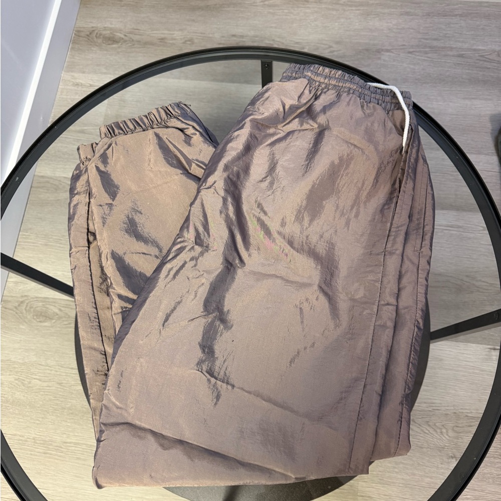 Men's Joggers in Shimmering Purple